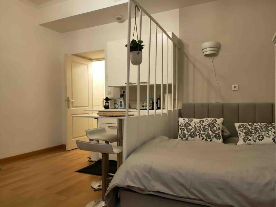 Charmant Studio Quai Joliette Marseille Extérieur photo